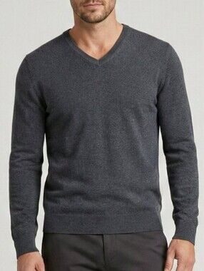 RW&CO. Men's Dark Charcoal V-Neck Knit Sweater - Size M Great Condition